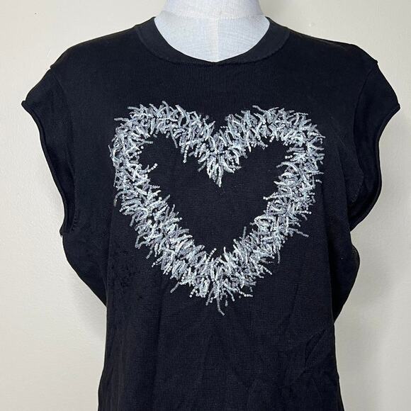 Y2K black and white heart graphic soft tunic - Picture 2 of 8